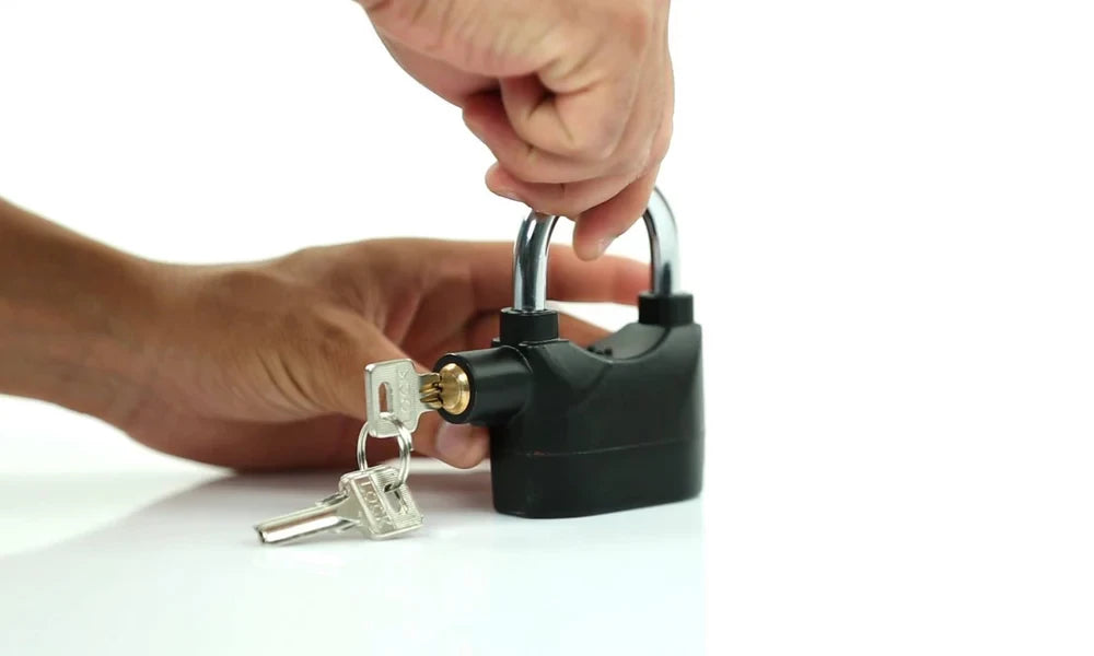 Anti Theft Motion Sensor Alarm Lock @ Just Rs.599/-